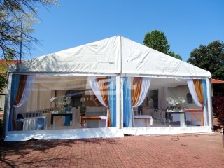 Hala namiotowa TYP 10 na wesele w plenerze - z zewnątrz